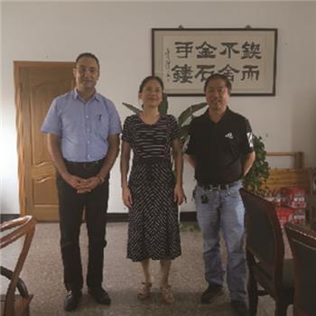 團(tuan)隊風(feng)采